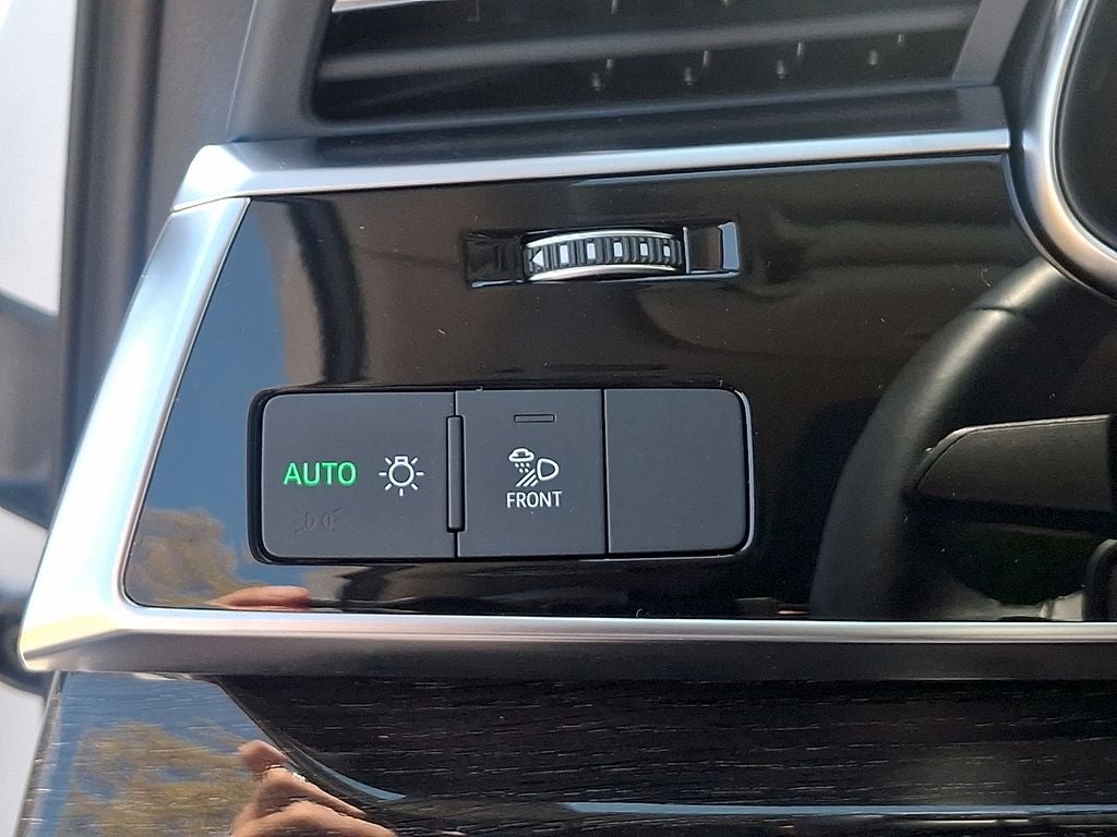 2023 Audi Q7 55 Premium quattro