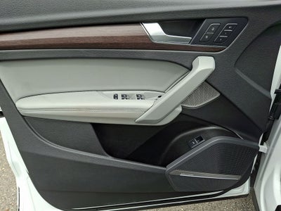 2023 Audi Q5 45 S line Premium quattro