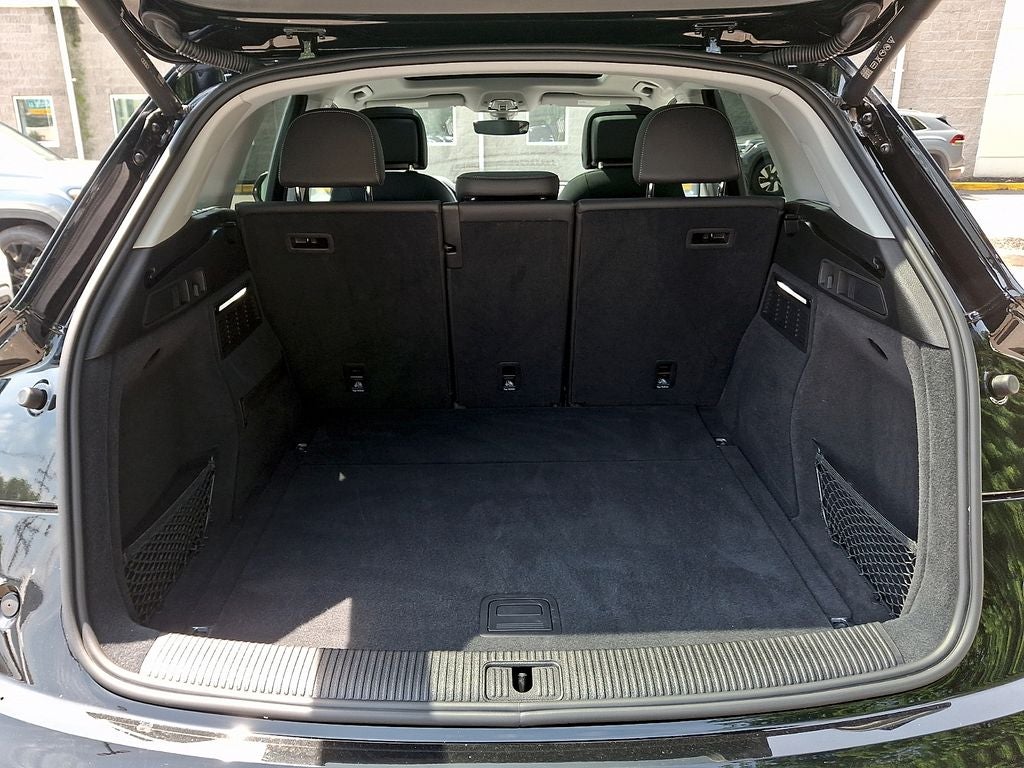 2023 Audi Q5 45 S line Premium quattro