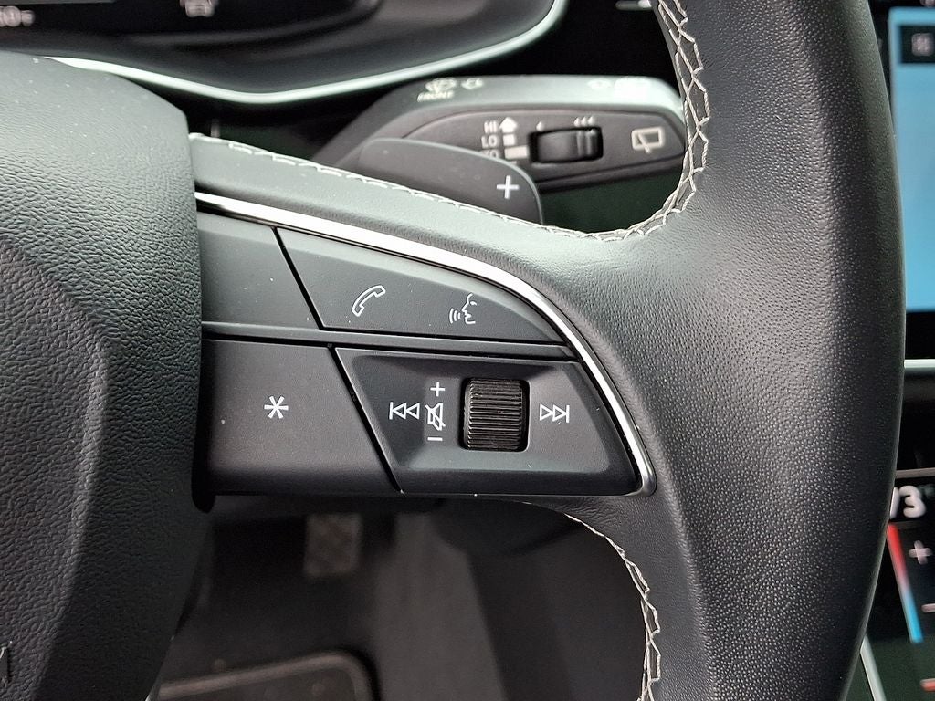 2023 Audi Q8 55 Premium Plus quattro