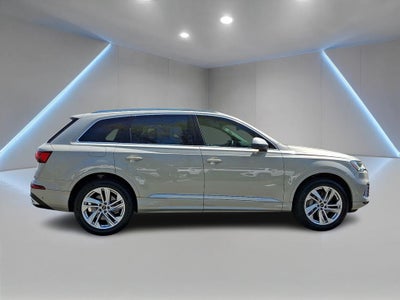 2023 Audi Q7 45 Premium Plus quattro