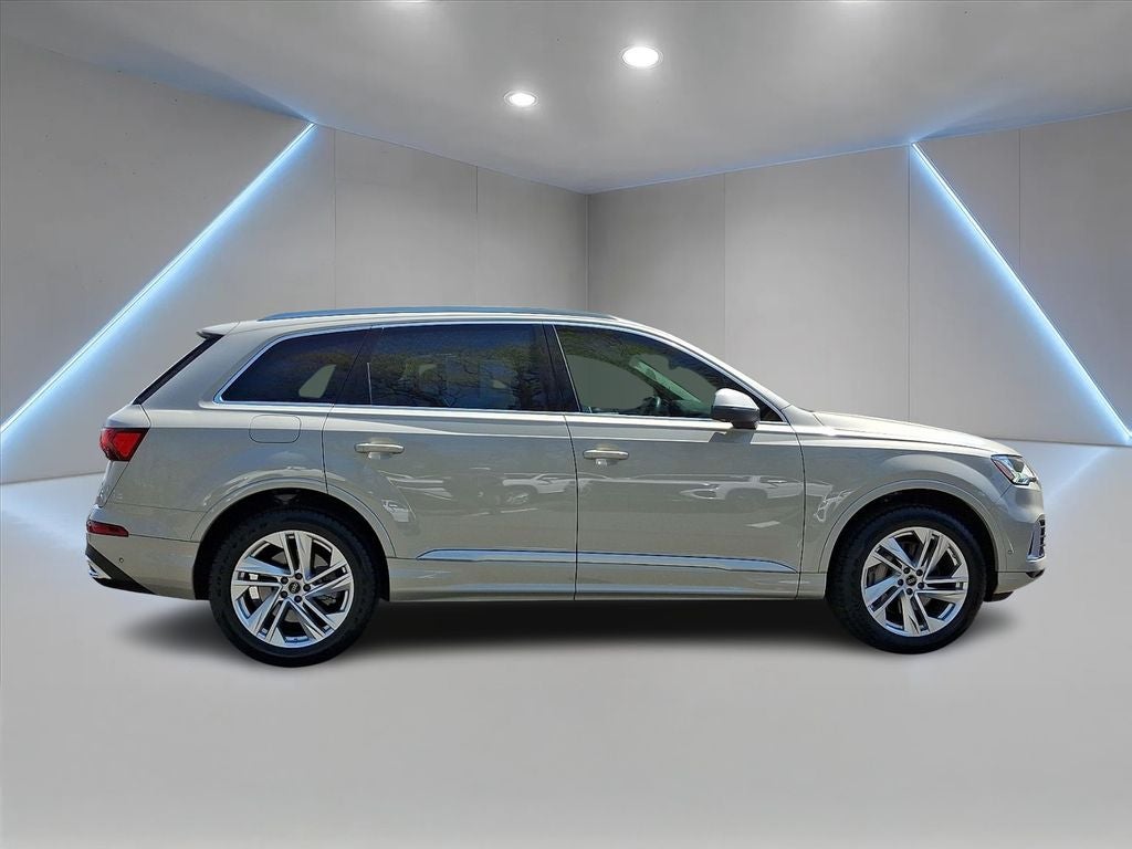 2023 Audi Q7 45 Premium Plus quattro