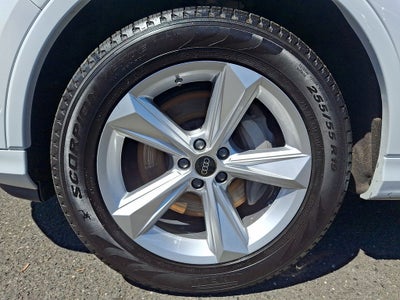 2023 Audi Q7 45 Premium Plus quattro