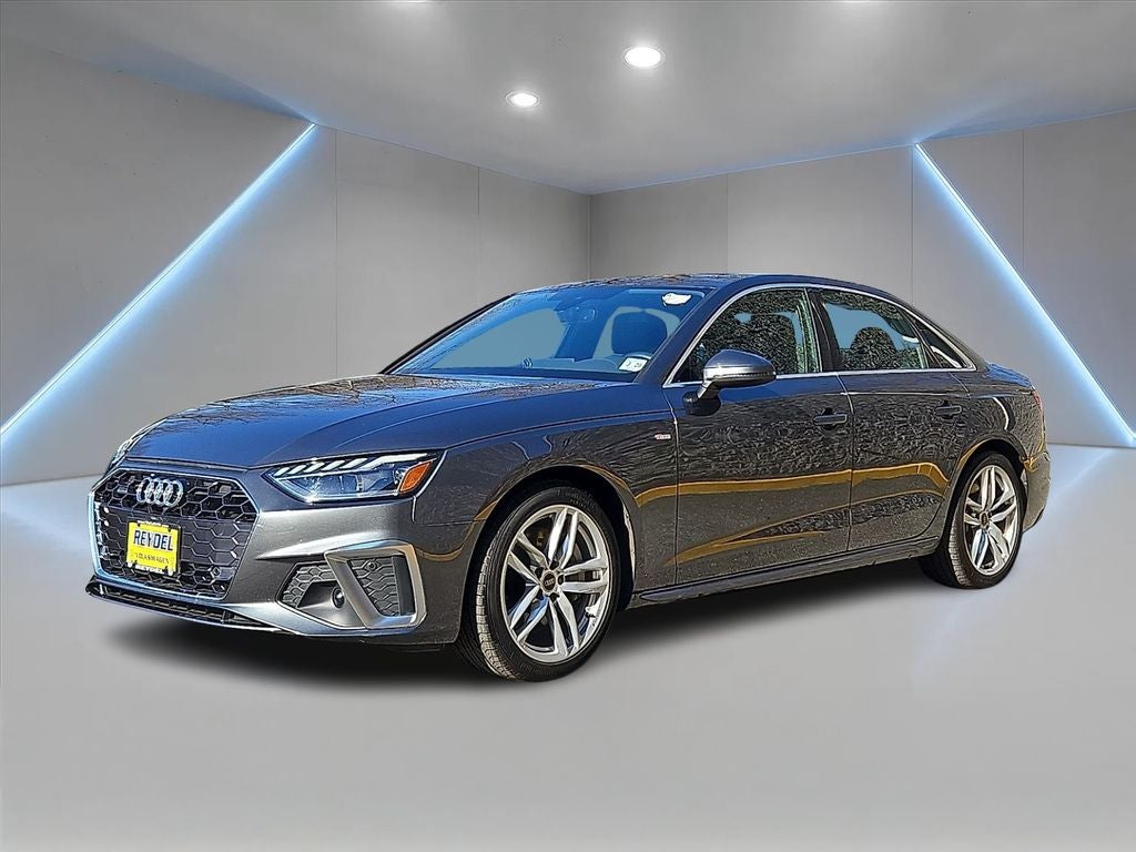 2024 Audi A4 45 S line Premium quattro
