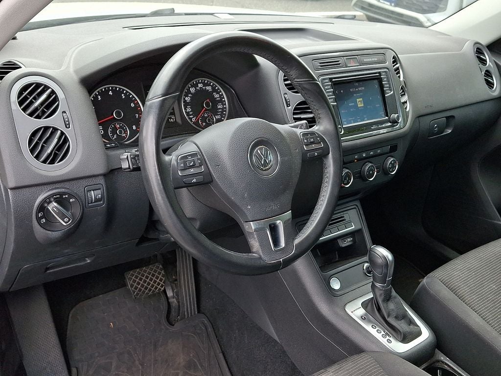 2017 Volkswagen Tiguan Limited 2.0T 4Motion