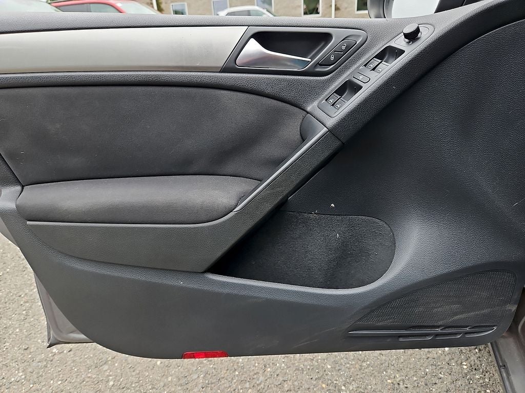 2013 Volkswagen Golf 2.5L