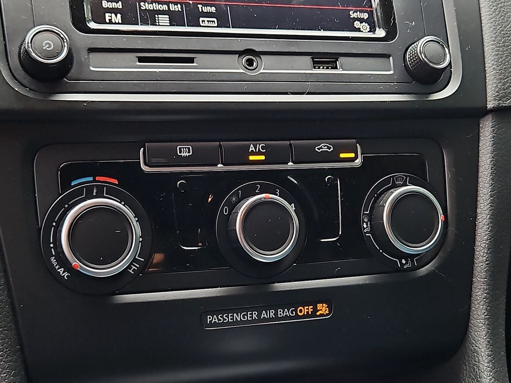 2013 Volkswagen Golf 2.5L