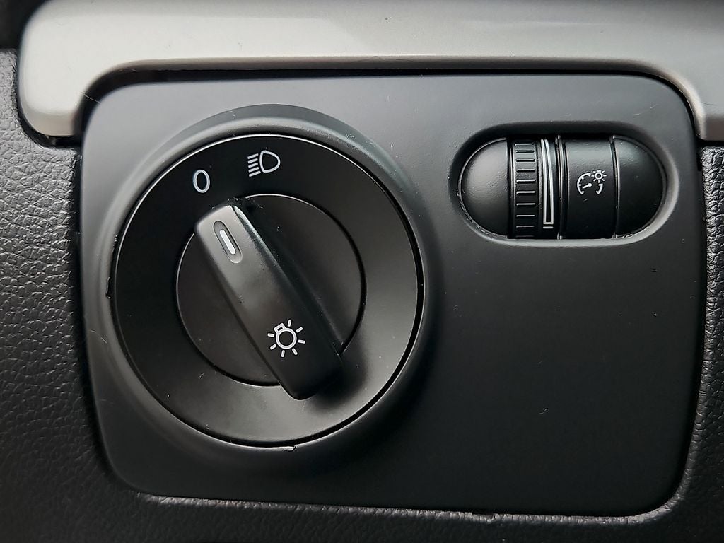 2013 Volkswagen Golf 2.5L