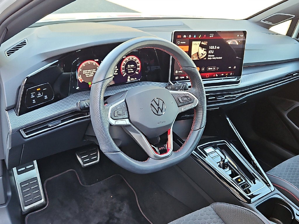 2025 Volkswagen Golf GTI 2.0T SE