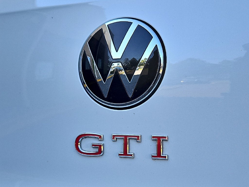 2025 Volkswagen Golf GTI 2.0T SE