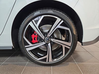 2026 Volkswagen Golf GTI 2.0T SE