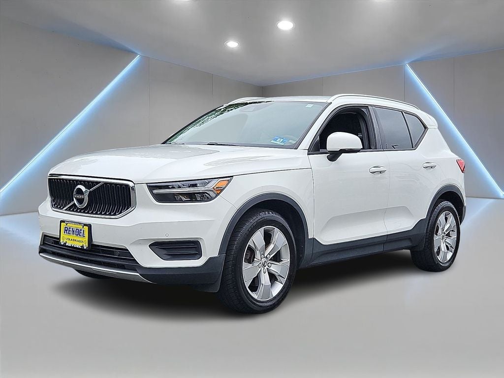 2020 Volvo XC40