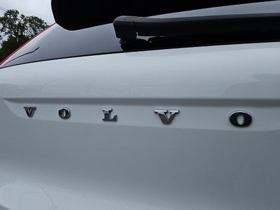 2020 Volvo XC40 Momentum