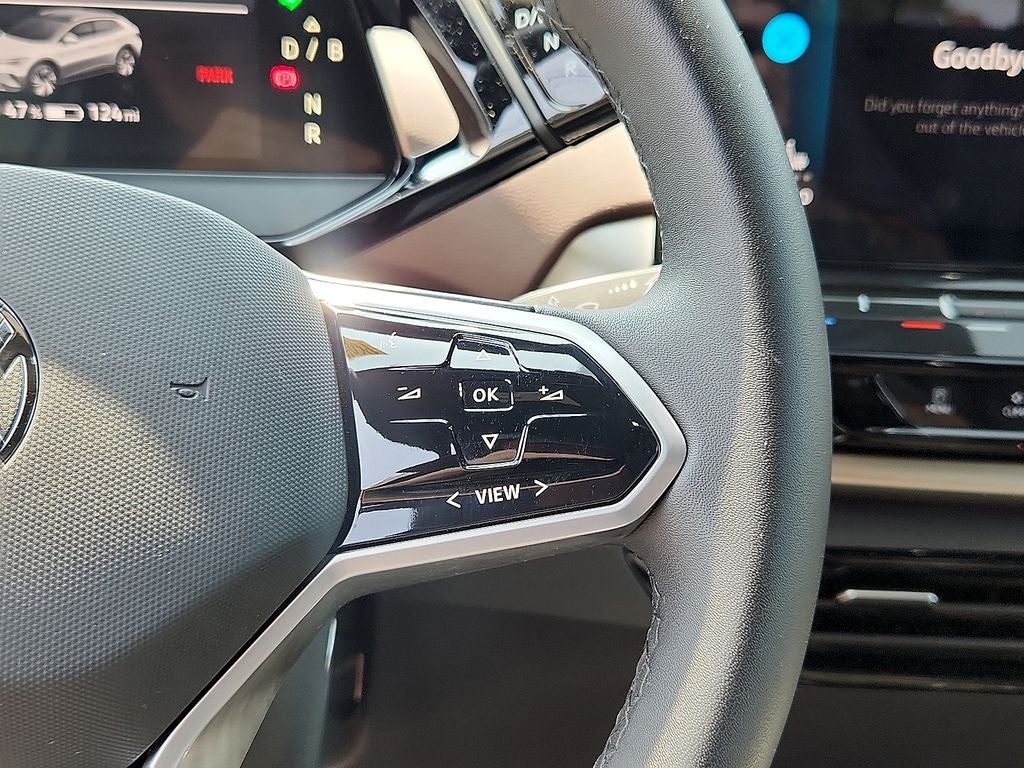 2023 Volkswagen ID.4 Pro