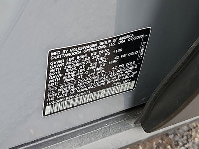 2023 Volkswagen ID.4 Pro