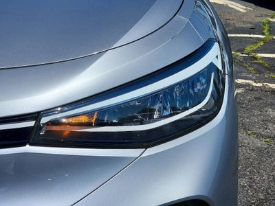 2023 Volkswagen ID.4 Pro
