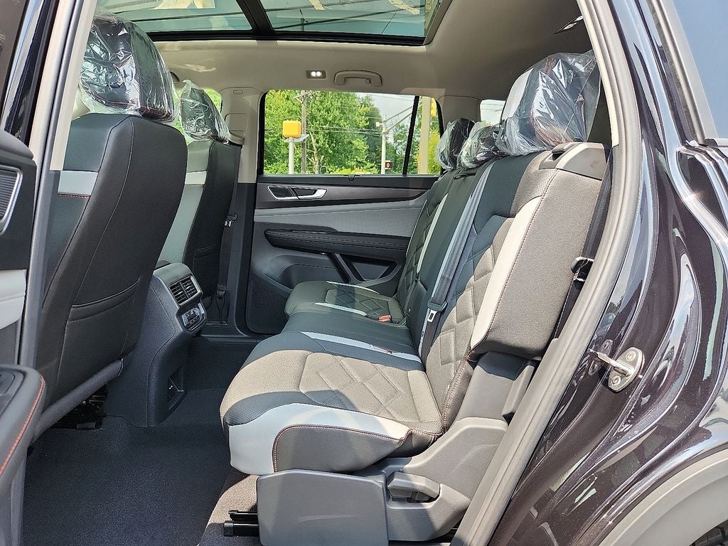 2026 Volkswagen Atlas 2.0T Peak Edition