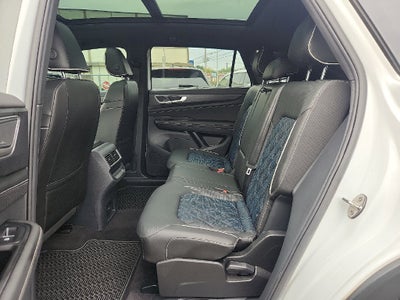 2024 Volkswagen Atlas Cross Sport 2.0T SEL Premium R-Line