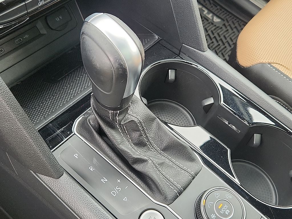 2022 Volkswagen Atlas Cross Sport 3.6L V6 SEL Premium R-Line