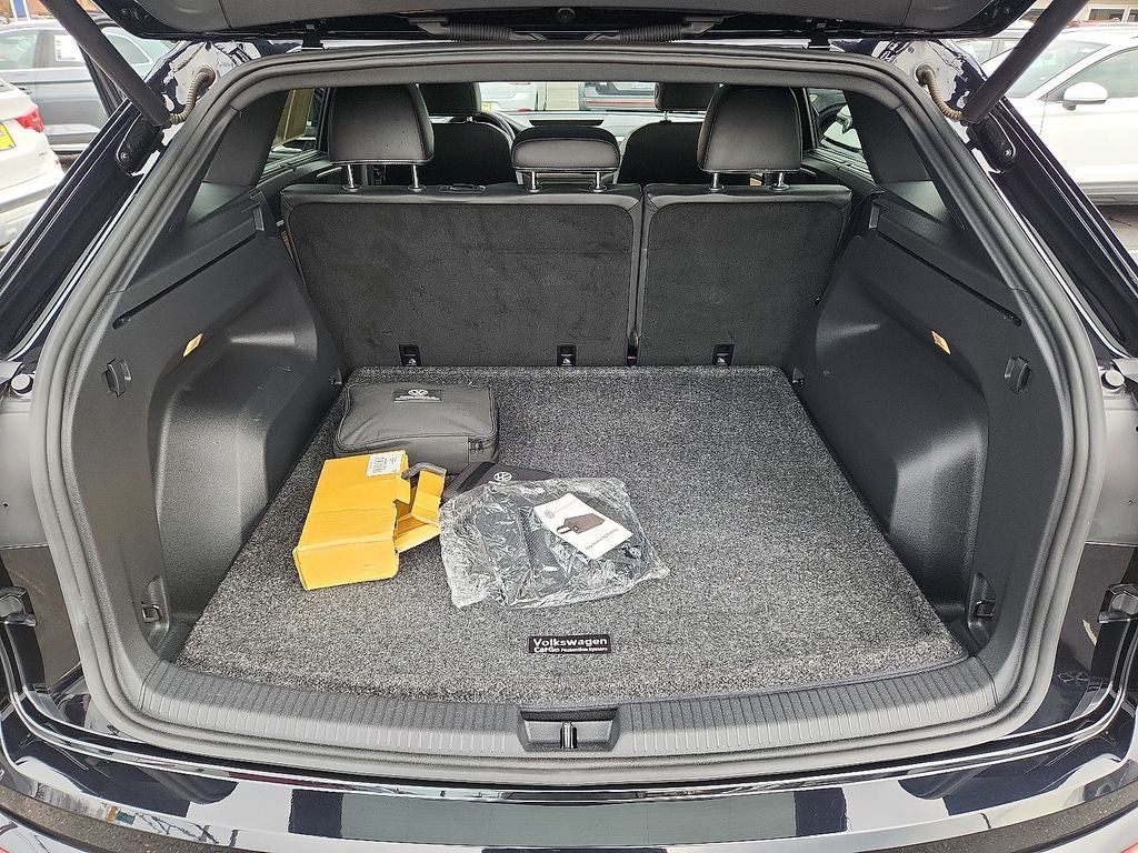 2022 Volkswagen Atlas Cross Sport 3.6L V6 SEL Premium R-Line