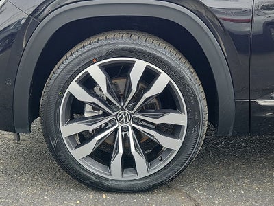2022 Volkswagen Atlas Cross Sport 3.6L V6 SEL Premium R-Line