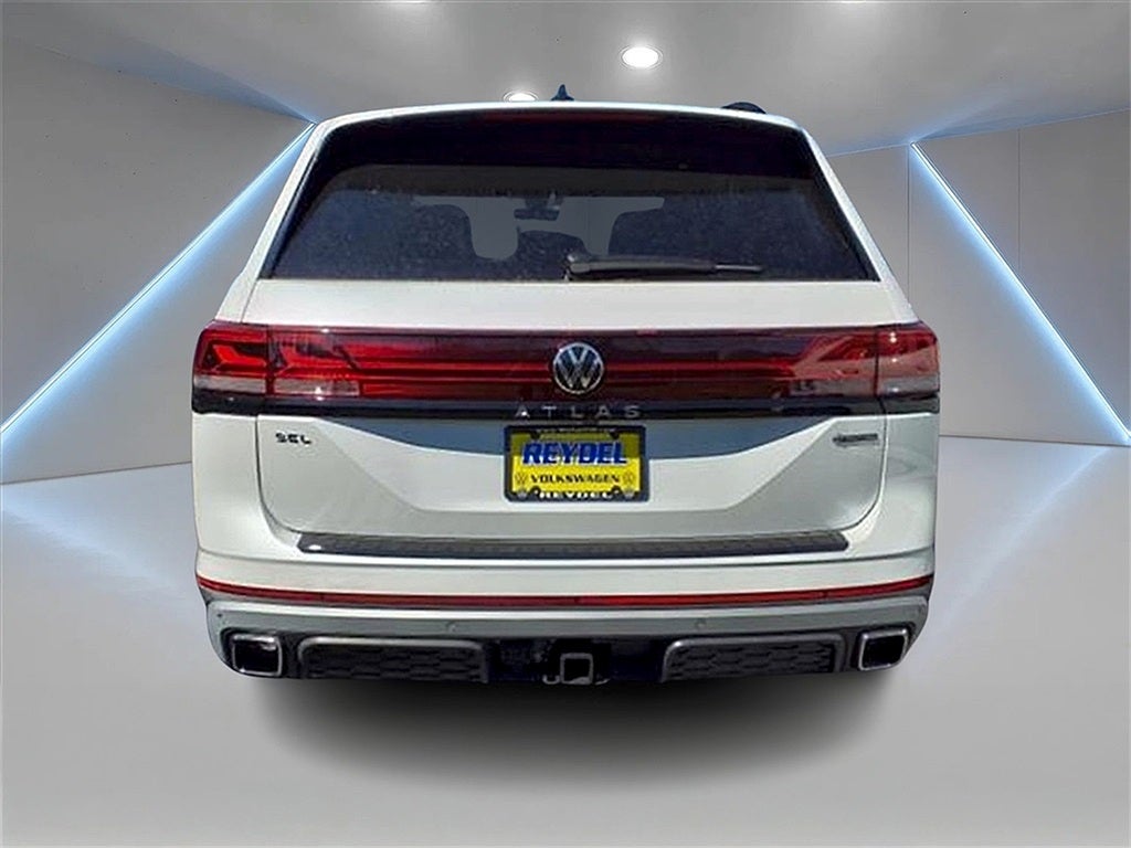 2024 Volkswagen Atlas 2.0T Peak Edition SEL