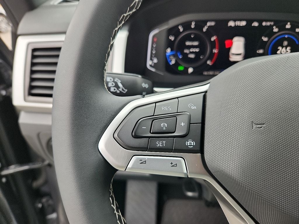 2023 Volkswagen Atlas Cross Sport 3.6L V6 SE w/Technology