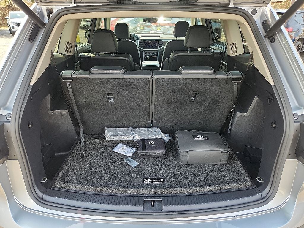 2022 Volkswagen Atlas 3.6L V6 SE w/Technology