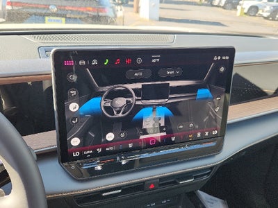 2027 Volkswagen Atlas SE w/Technology
