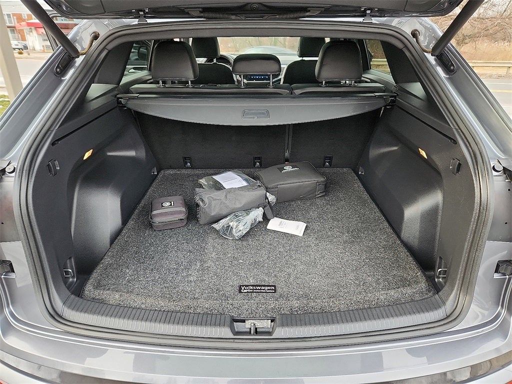 2022 Volkswagen Atlas Cross Sport 3.6L V6 SE w/Technology