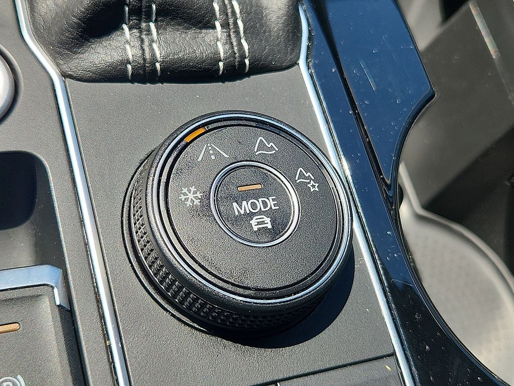 2023 Volkswagen Atlas 2.0T SE w/Technology