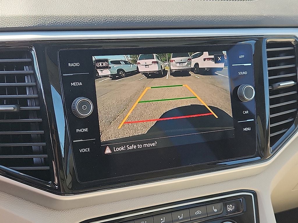 2023 Volkswagen Atlas 3.6L V6 SE w/Technology
