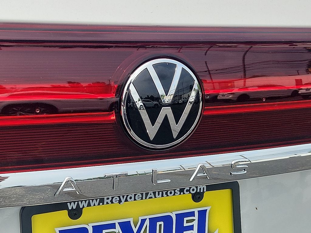 2026 Volkswagen Atlas Cross Sport 2.0T SE