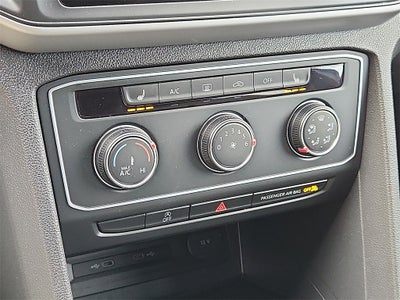 2023 Volkswagen Atlas Cross Sport 2.0T SE