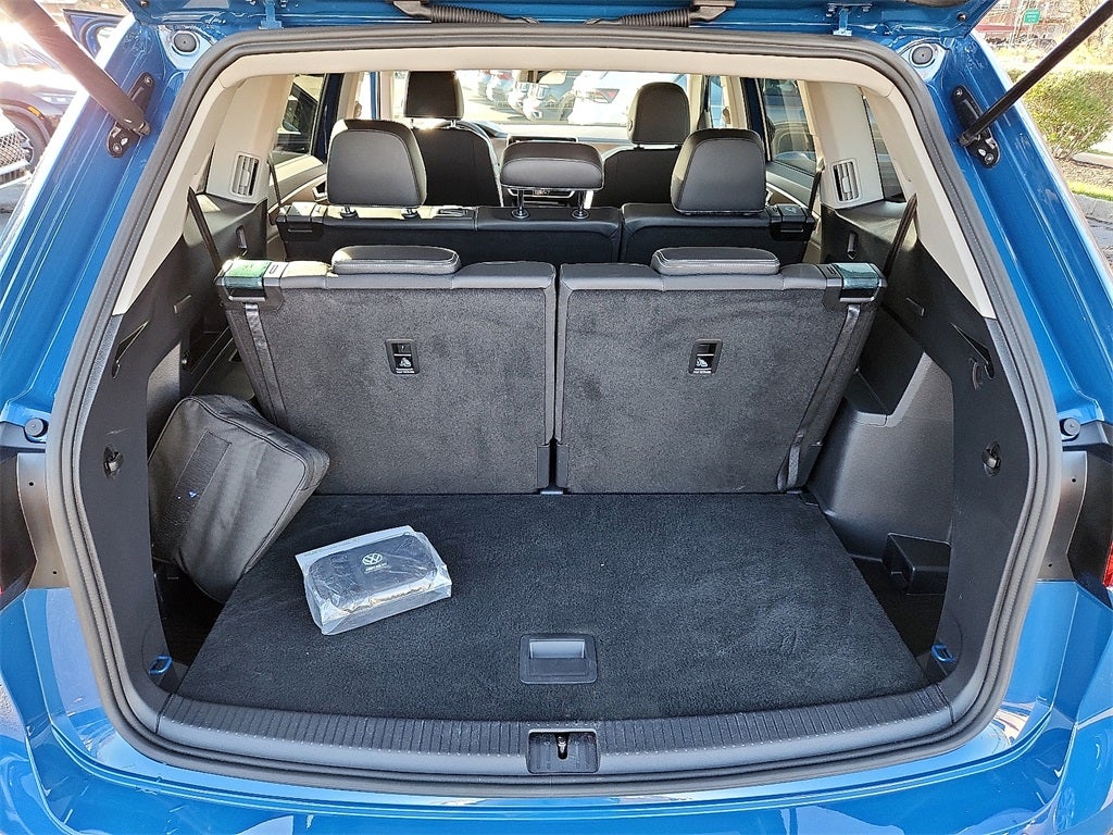 2025 Volkswagen Atlas 2.0T SE