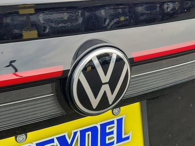 2026 Volkswagen Taos 1.5T SE Black
