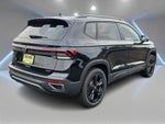 2026 Volkswagen Taos 1.5T SE Black