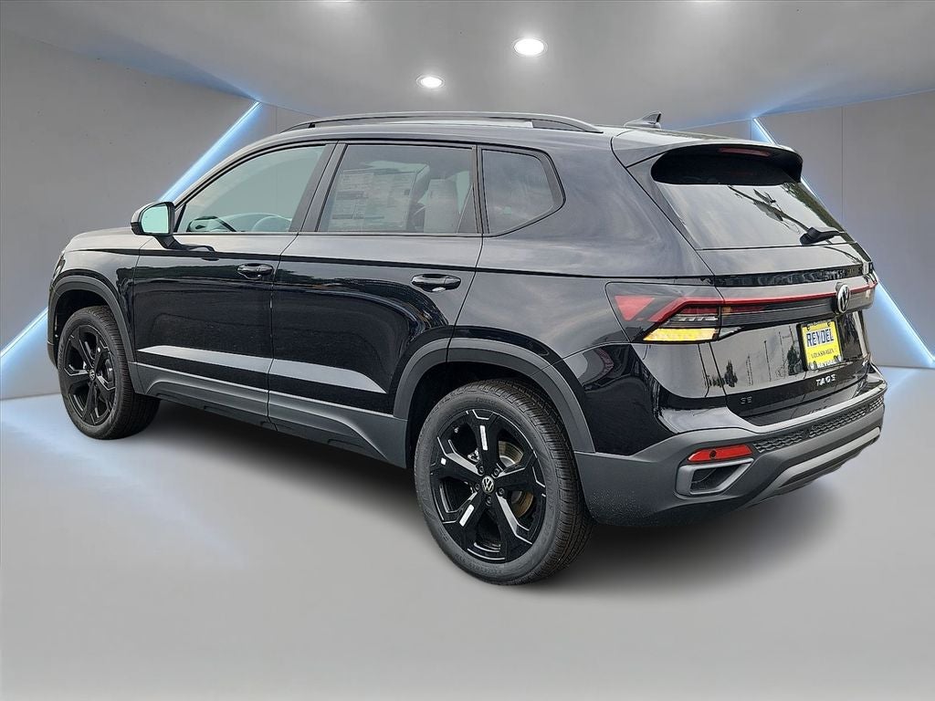2026 Volkswagen Taos 1.5T SE Black