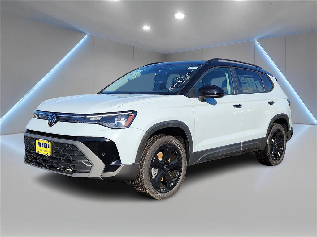 2026 Volkswagen Taos 1.5T SE Black