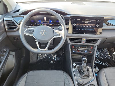 2026 Volkswagen Taos 1.5T SE Black