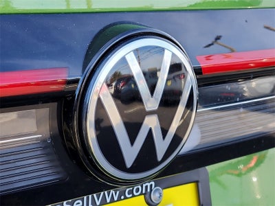 2026 Volkswagen Taos 1.5T SE Black