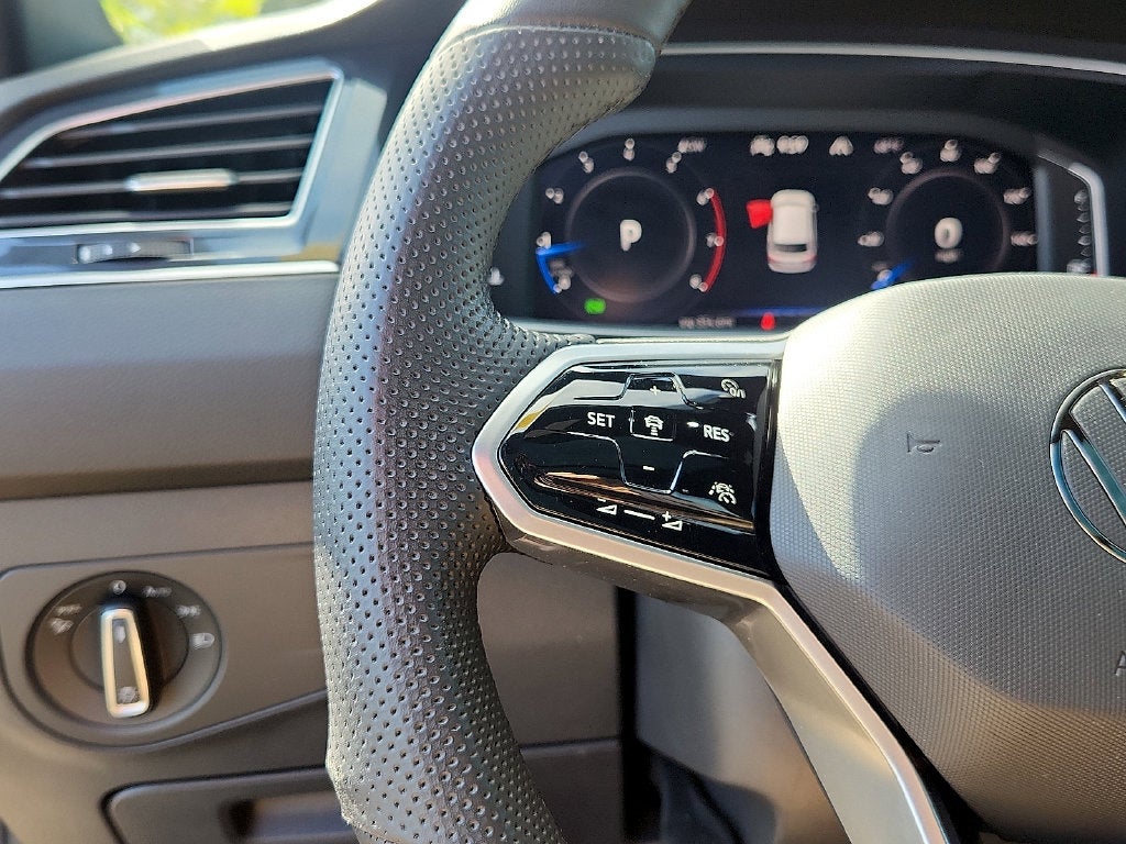 2024 Volkswagen Tiguan 2.0T SEL R-Line