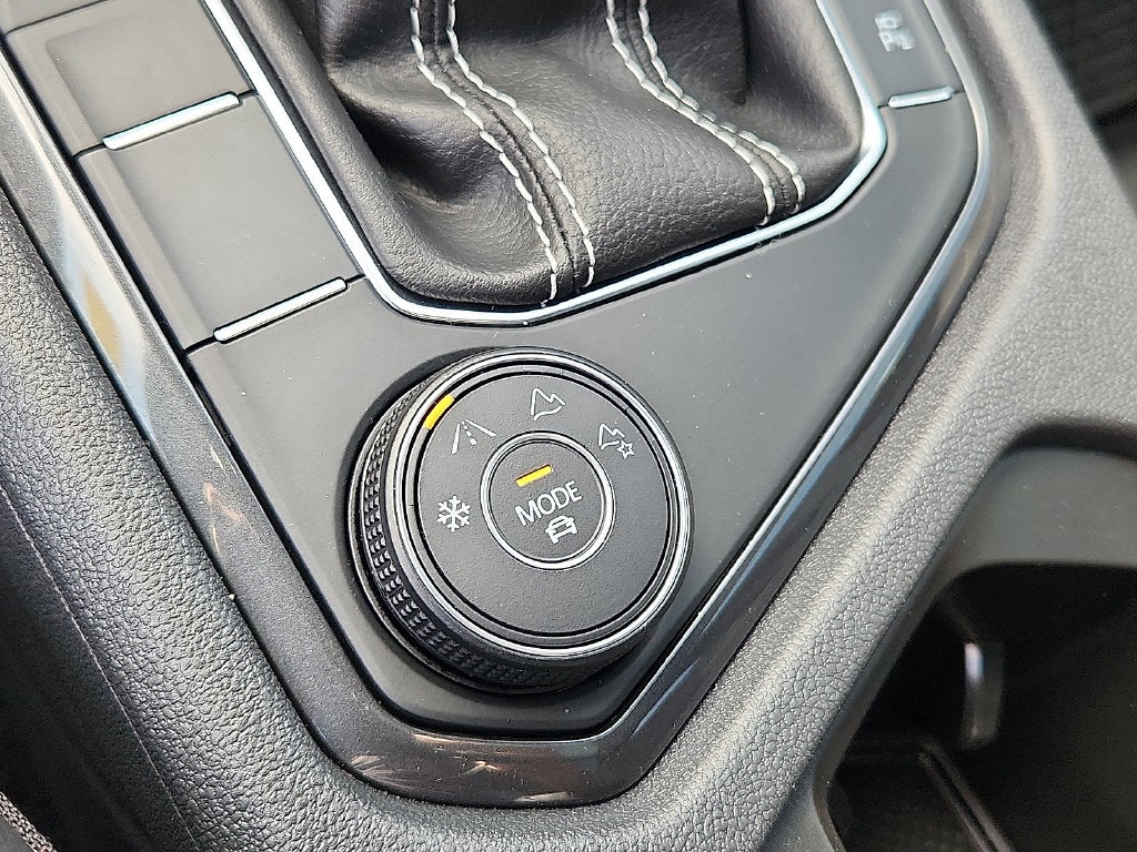 2024 Volkswagen Tiguan 2.0T SEL R-Line