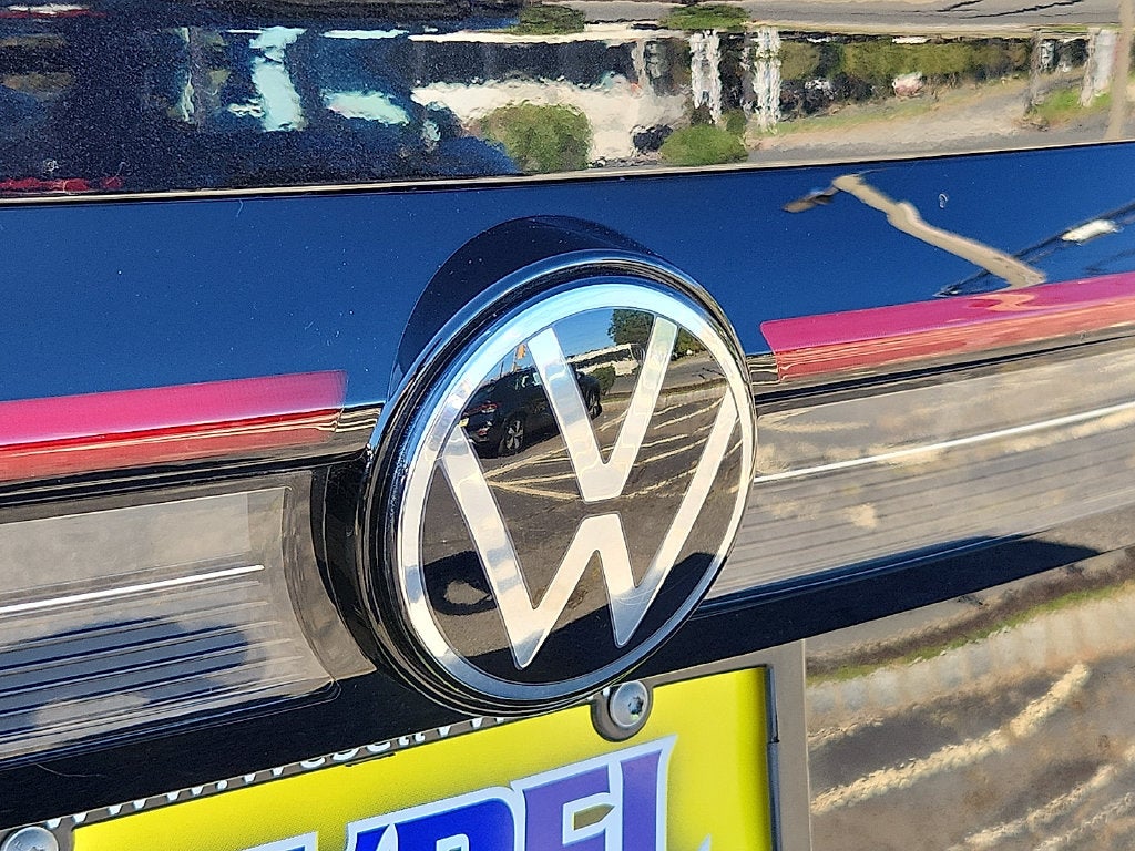 2026 Volkswagen Taos 1.5T SEL