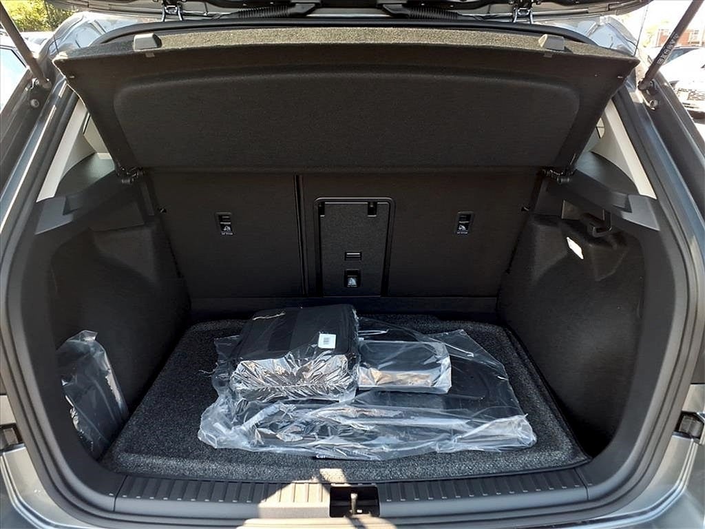 2025 Volkswagen Taos 1.5T SEL