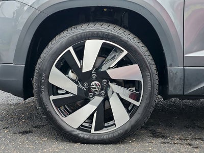 2024 Volkswagen Taos 1.5T SEL