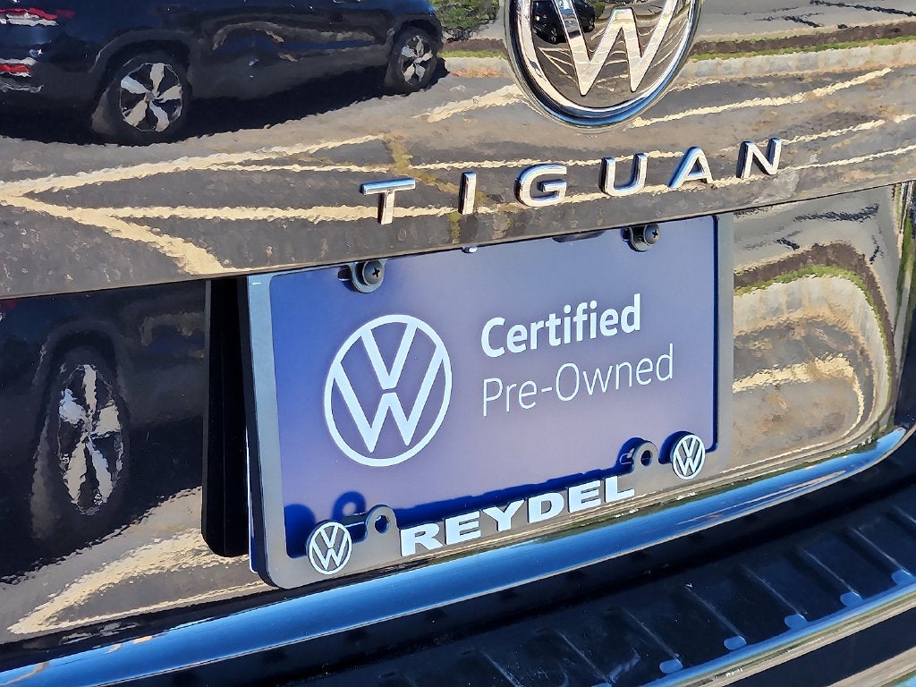 2023 Volkswagen Tiguan 2.0T SE R-Line Black