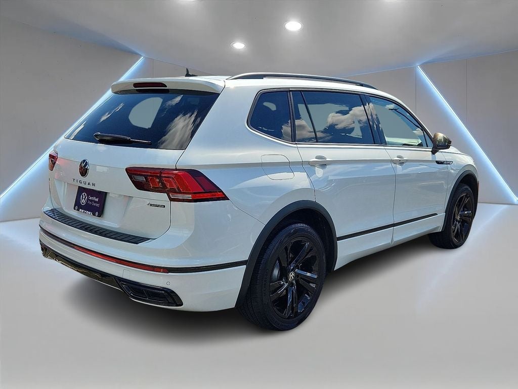 2024 Volkswagen Tiguan 2.0T SE R-Line Black