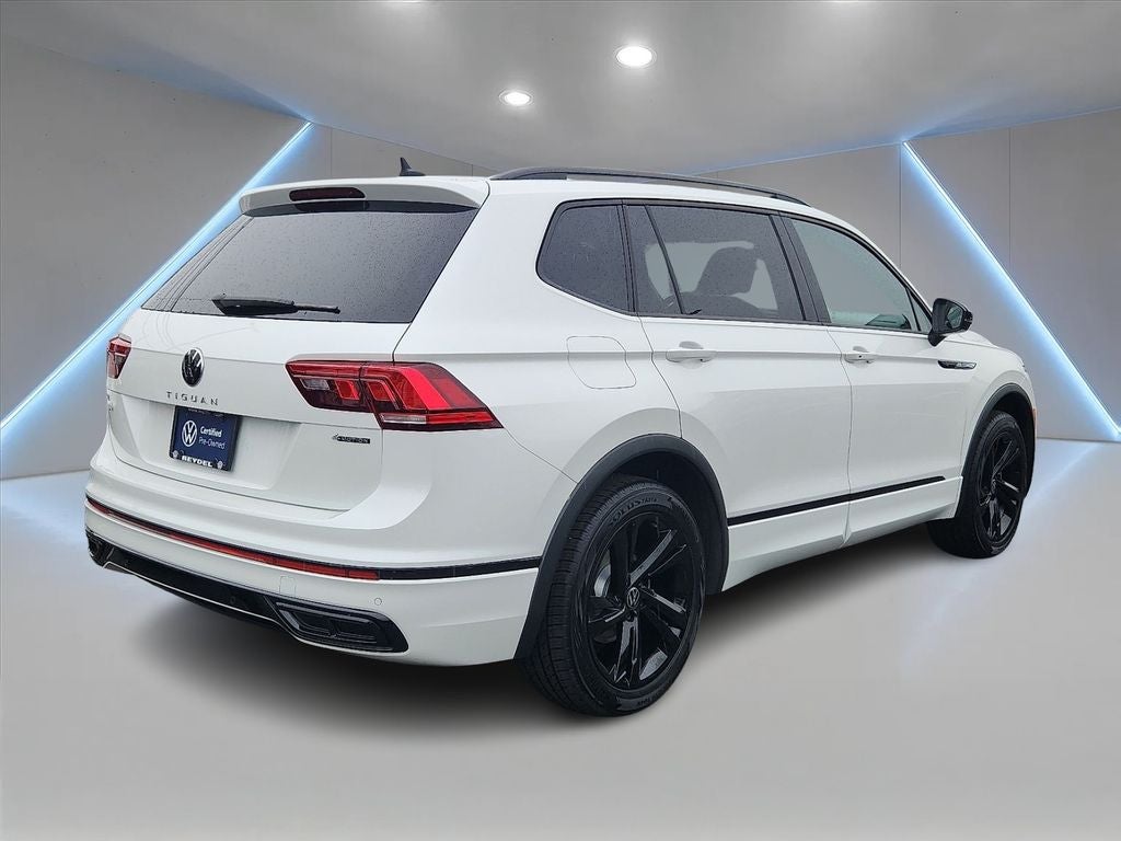 2023 Volkswagen Tiguan 2.0T SE R-Line Black