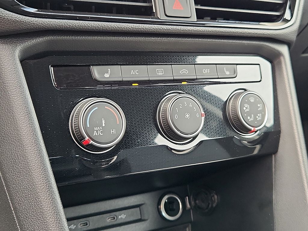 2025 Volkswagen Taos 1.5T S